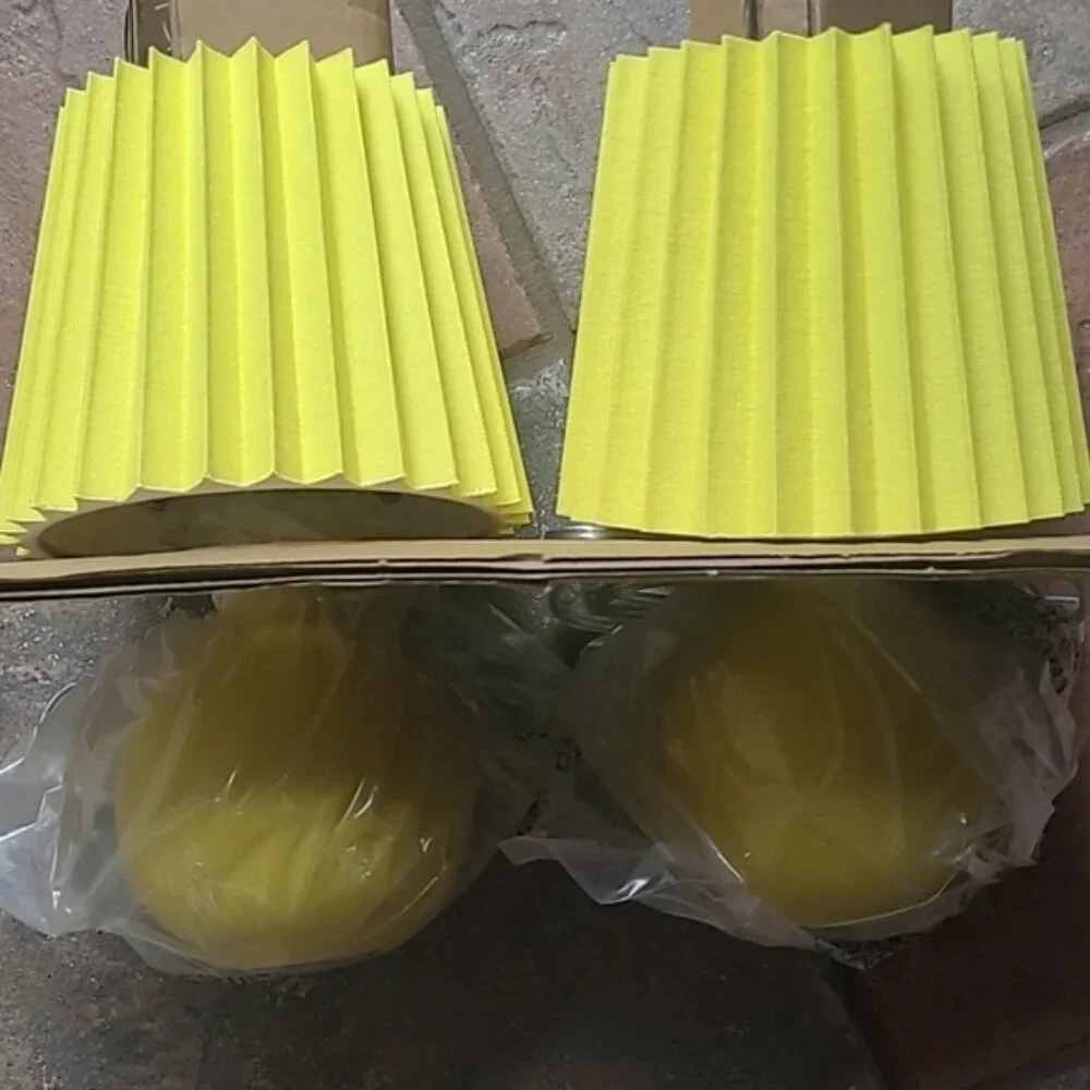 NWT! Room Essentials Set of 2 mini ceramic yellow table desk lamps